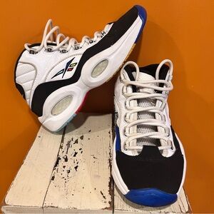 Reebok Black and White‎ everson question Sneakers with Classic Design
